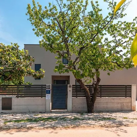 Perlin Holiday home *